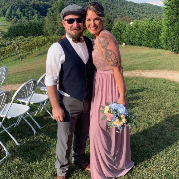 Meet your Posher, Brandy - Picture 1 of 1